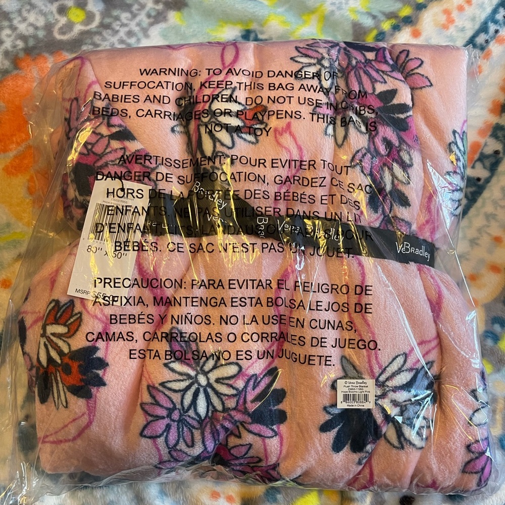 NWT Vera Bradley Throw Blanket in Hope Blooms Light Pink